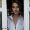 Demet Özdemir interpreta a Zeynep.